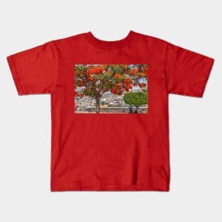 Mexico. Guanajuato. Flaming Tree. Kids T-Shirt